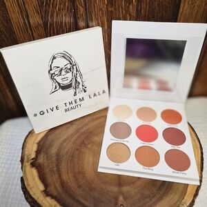 #Give Them Lala Beauty Warm Eyeshadow Palette